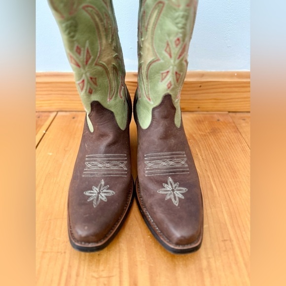 Ariat Women's Manzanita Western Cowboy Boots | Size 6B - Picture 5 of 12